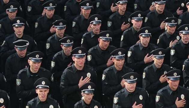 В Тернополе будут судить полицейских за кражу мобильного телефона