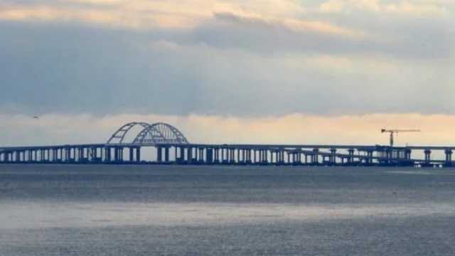 Украине выгодно, чтобы Крымский мост прослужил: нардеп назвал причину