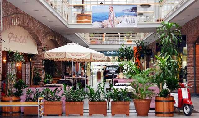 У Геннадия Корбана хотят отнять ТЦ Grand Plaza в Днепре