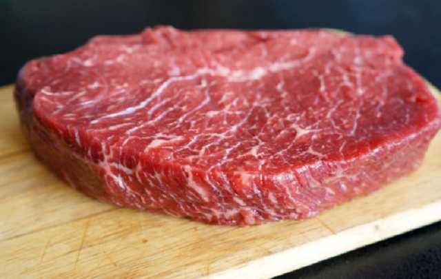 "Думаю, якщо на вулицю викинути шмат м’яса, за нього реально вбиватимуть", – мешканець "ДНР"