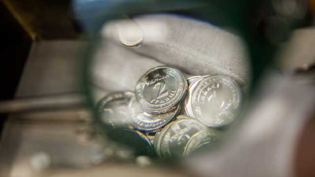 Все банкноты до 10 гривен в Украине заменят монетами