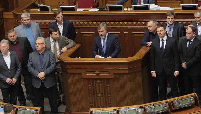 Вадим Новинский: Закон о легализации рейдерства храмов УПЦ проголосован с нарушениями Конституции