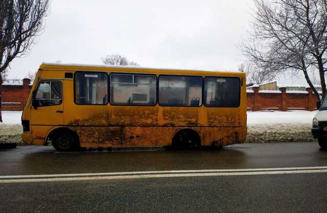 В Днепре маршрутка развалилась на ходу