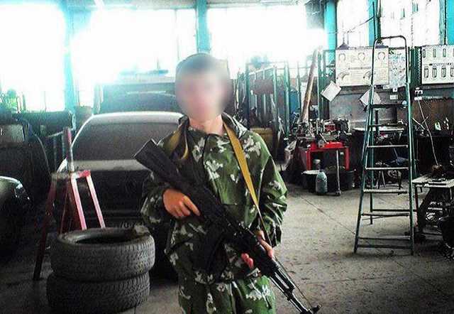Насиловали женщин и детей: опубликованы фото боевика ДНР, задержанного на Донбассе