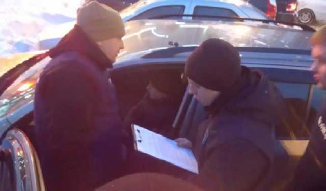 Во время получения взятки в 500 долларов в Харьковской области задержали военкома