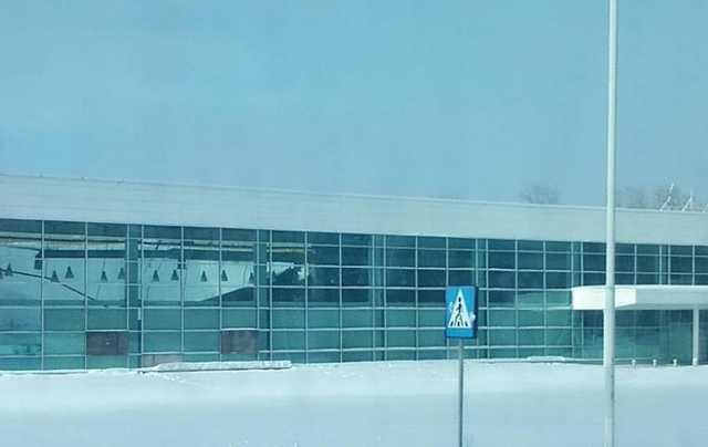 В оккупированой Горловке от снега обрушилась крыша «Амстора»