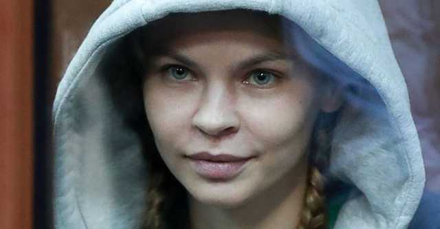 "Спасибо президенту любимой страны!" Настя Рыбка записала первое видео после тюрьмы