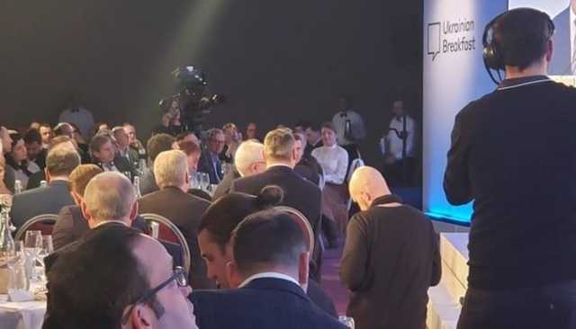 Михаил Подоляк: “Одиночество в Давосе”