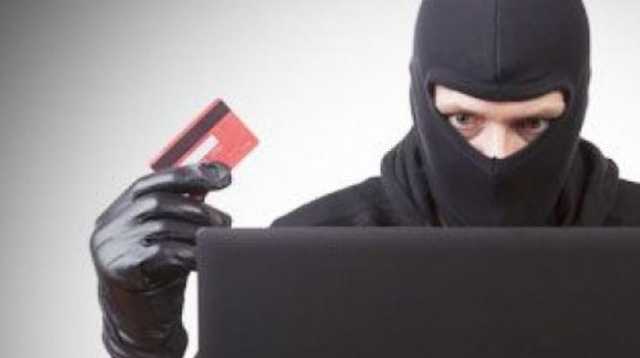 Мошенники украли с банковских карт украинцев 245 млн гривен