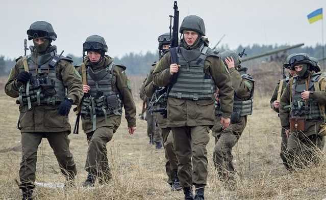 Президент Украины утвердил сроки призыва и увольнения военнослужащих в 2019 году