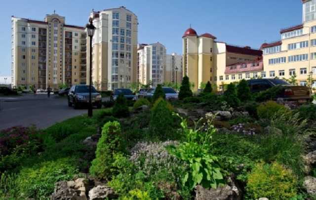 Дети киевского жилого массива вышли на акцию протеста с требованием построить обещанную школу