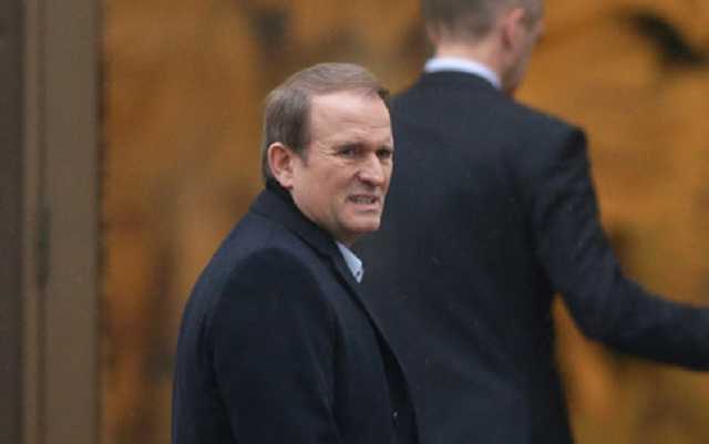 "Народный фронт" выдвинул Порошенко недвусмысленное требование – избавиться от Медведчука