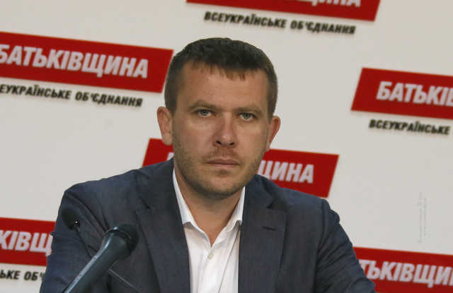 Нардеп от “Батькивщины”, получающий компенсацию за проезд, разбогател на пять миллионов