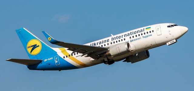 У крупнейшей авиакомпании Украины проблемы: руководство призналось в сокращениях