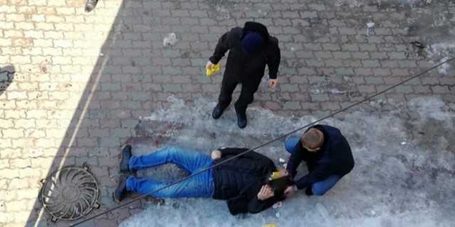 На Прикарпатье мужчина обстрелял радиостанцию и попал в полицейского