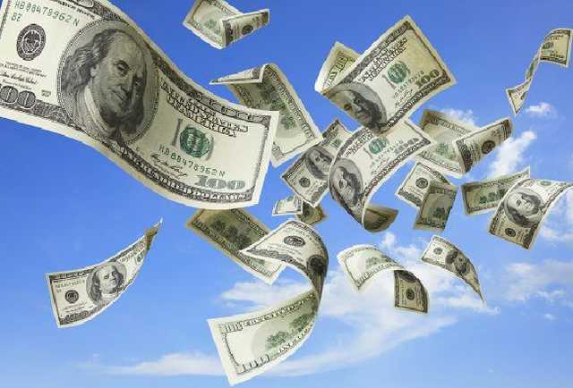 Свобода валютных операций: что теперь могут делать украинцы