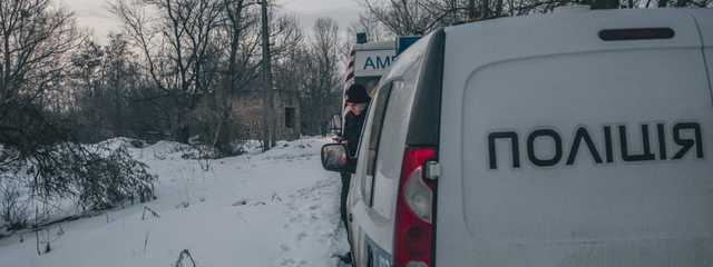 В Киеве парень повесился на розовой веревке и оставил записку