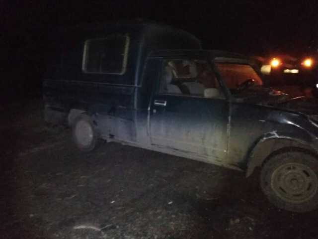 В Николаевской области из-за диких ям на дороге перевернулся автомобиль