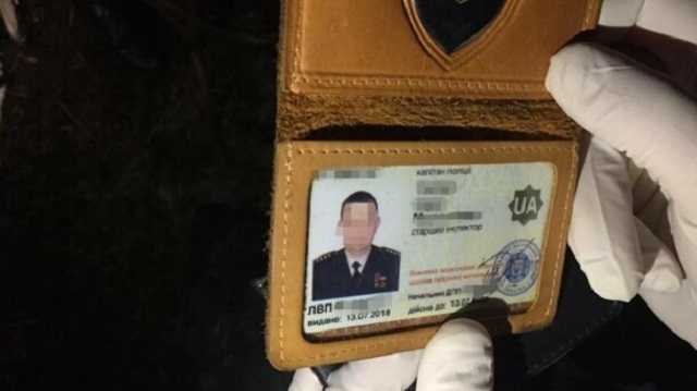 Во Львове задержали на взятке патрульного полицейского