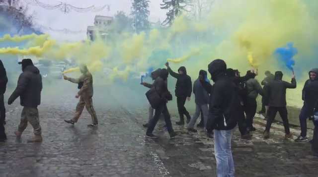 Через свавілля на Одеській митниці ветерани та підприємці перекрили центр Києва