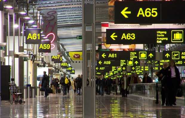 В Бельгии из-за забастовки отменены более 400 рейсов, авиапространство закрыто