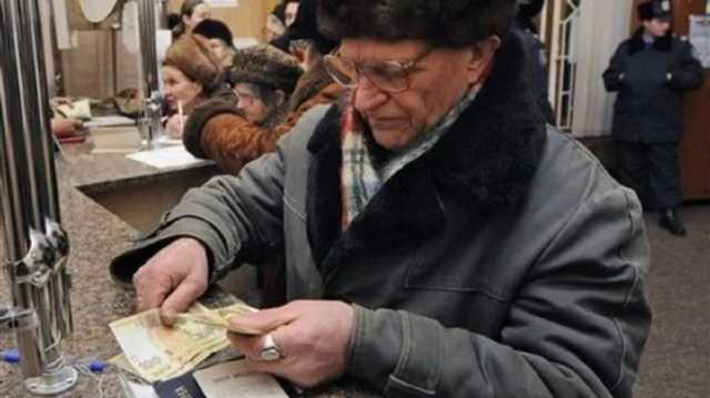 Чтоб лучше голосовали: в Украине не пожлобились на подачки для пенсионеров