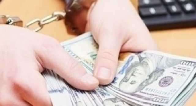 В Днепре депутат облсовета, попавшаяся на взятке, продолжает выполнять депутатские обязанности