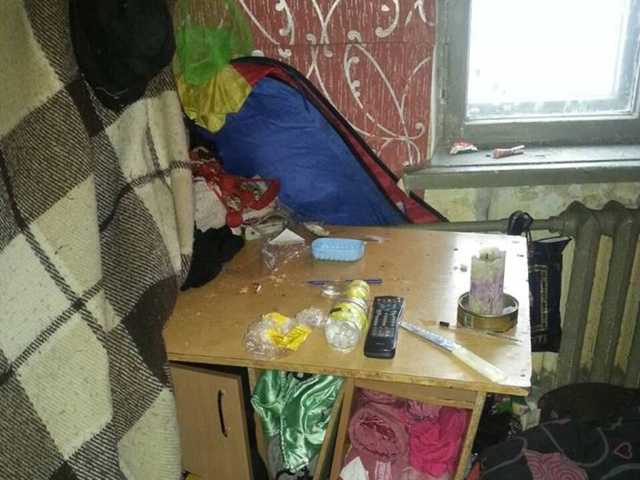 В Харькове мать забывала кормить малолетних детей, они попали в больницу