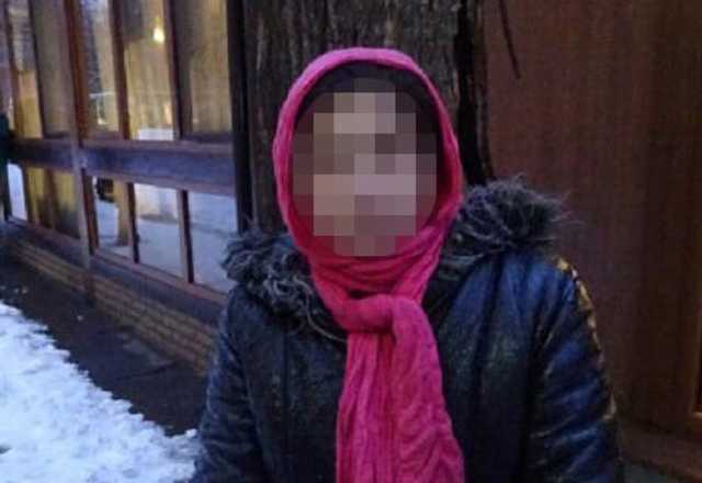 Гадалка загипнотизировала и ограбила мужчину в центре Киева