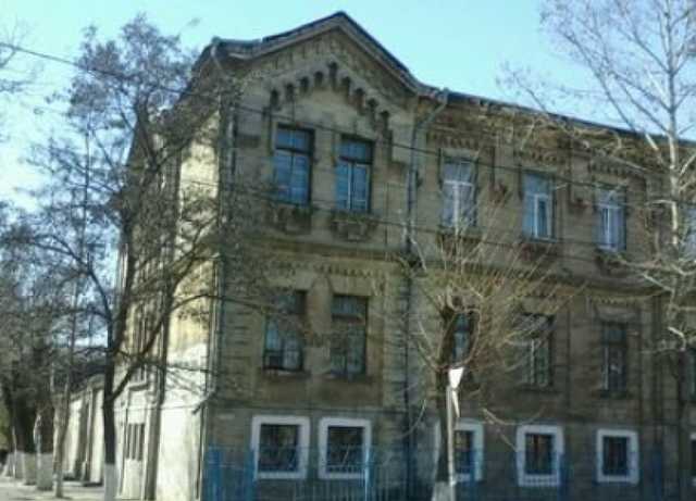 В Николаевском Морском лицее из кабинета завучей похитили 300 тысяч гривен