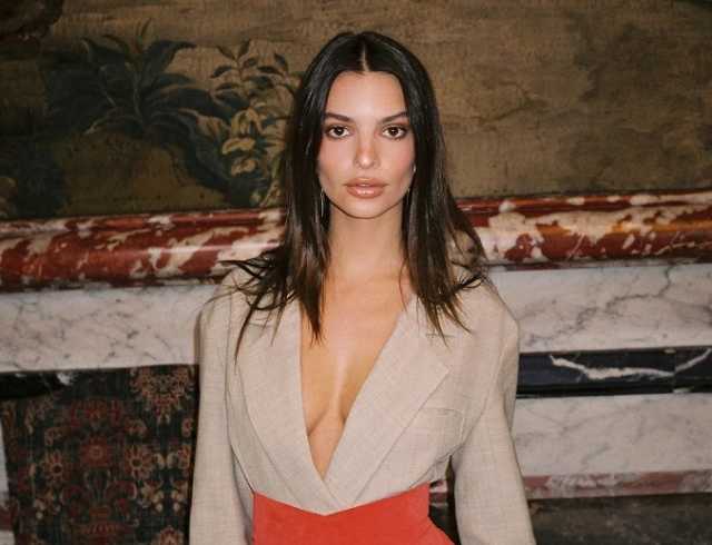 Ратаковски оскандалилась, перепутав Украину с Россией