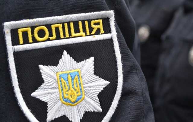 В Харькове напали на мужчину: пытались задушить, отобрали телефон и деньги