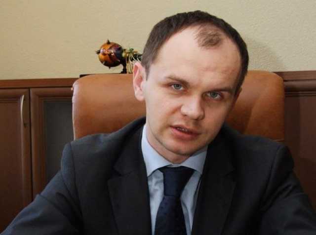 Депутат Сторожук хочет снести корты на столичном Подоле