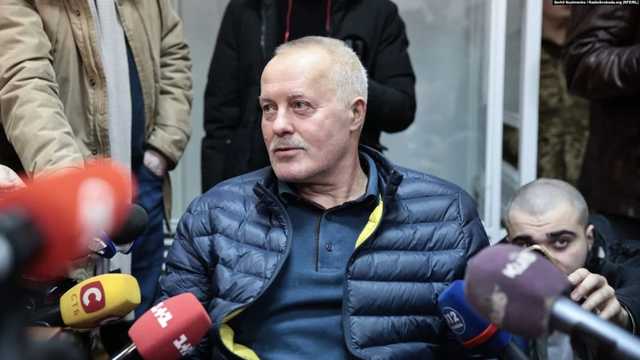 Экс-глава генштаба Замана обвинил в сдаче Крыма Турчинова