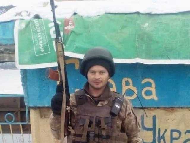 Зацепило осколком: в сети показали фото украинского бойца, погибшего на Донбассе