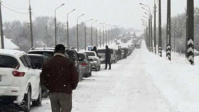 Блокпосты ОРДО: на «Станице Луганской» жуткая давка, люди падали в грязь