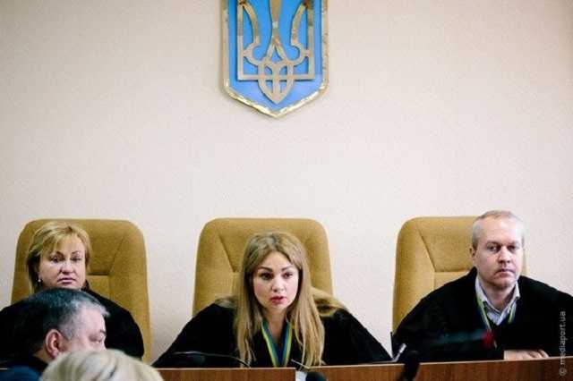 Четыре года теракту в Харькове: суду конца нет