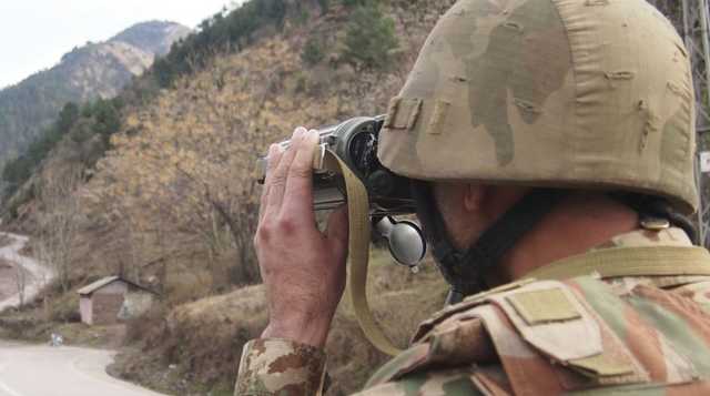 На грани войны: Пакистан сбил два военных самолета Индии – есть погибшие