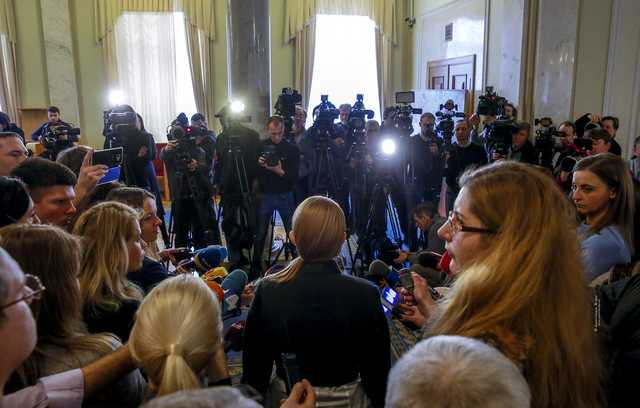 Надо писать не «Армия, язык, вера», а «Армия, коррупция, банда» — Тимошенко