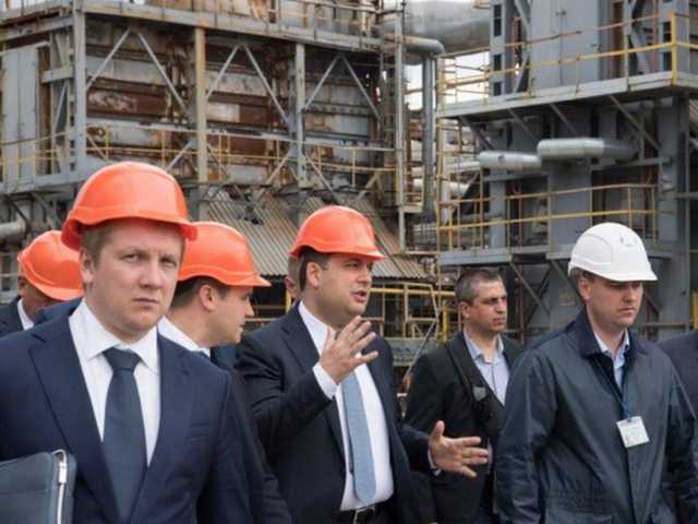 Коболев продолжит получать свою колоссальную зарплату вопреки заявлениям Гройсмана - экономист