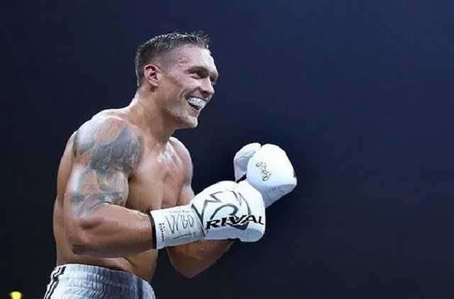 Усик показал, что вытворяет в зале ради дебюта в супертяжах