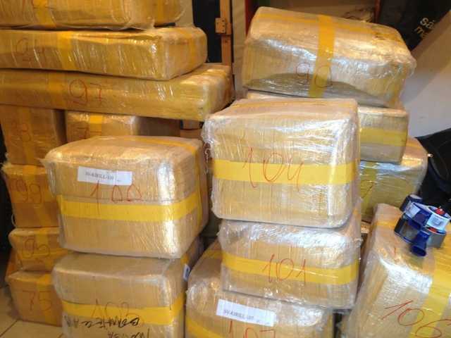 В почтовых посылках из Казахстана в Украину нашли таблетки для похудения с психотропами