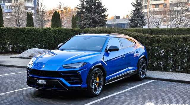      Lamborghini Urus