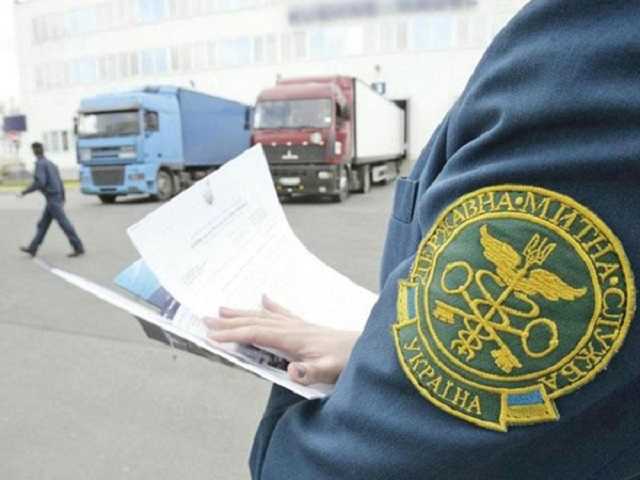 Таможенника в Житомирской области разоблачили на взятке