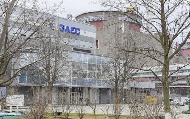 Запорожская АЭС отключила энергоблок №4 на ремонт