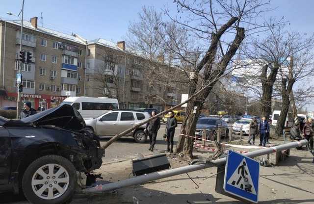 ДТП в Николаеве на перекрестке: водители Toyota и Renault госпитализированы