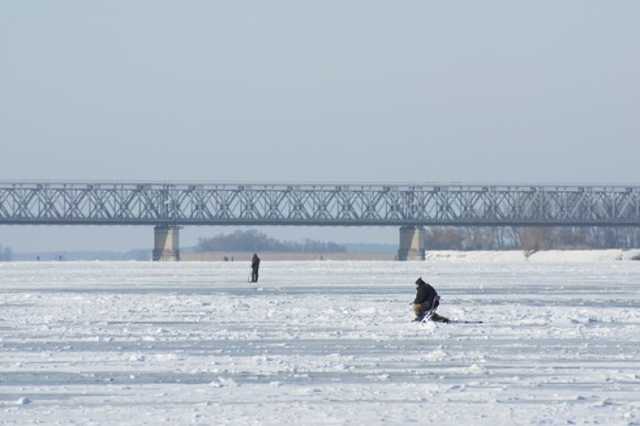 Житель Днепра утонул в заливе во время рыбалки