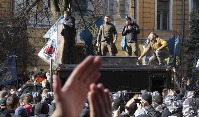 «Нацкорпус» повідомив, що вже звільнив своїх викрадених активістів з поліції