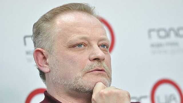 Политолог объяснил, что означает ультиматум Нацкорпуса для Порошенко