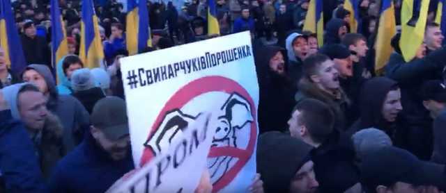 Порошенко назвал негодяями людей требовавших ареста Гладковского